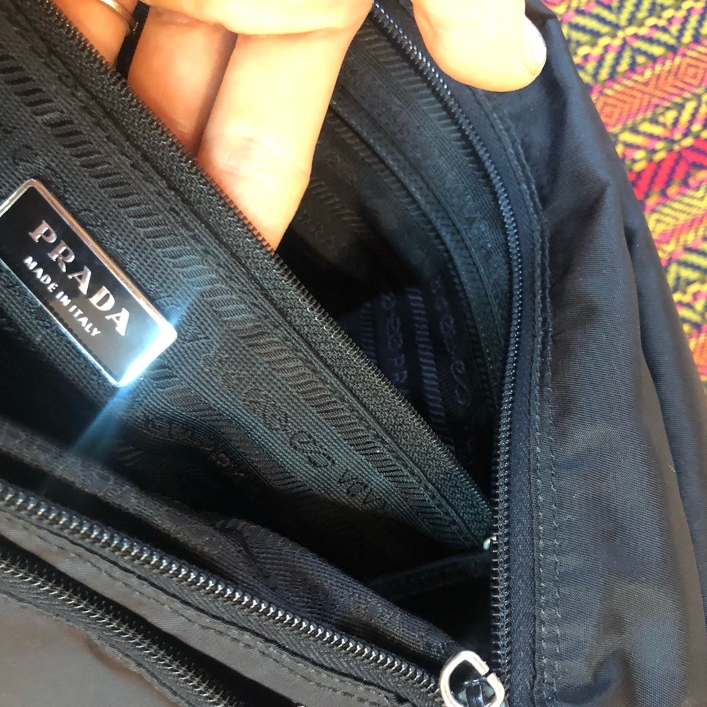 SOLD ✅Authentic PRADA Nylon Vela Messenger Bag - Picture 6 of 12
